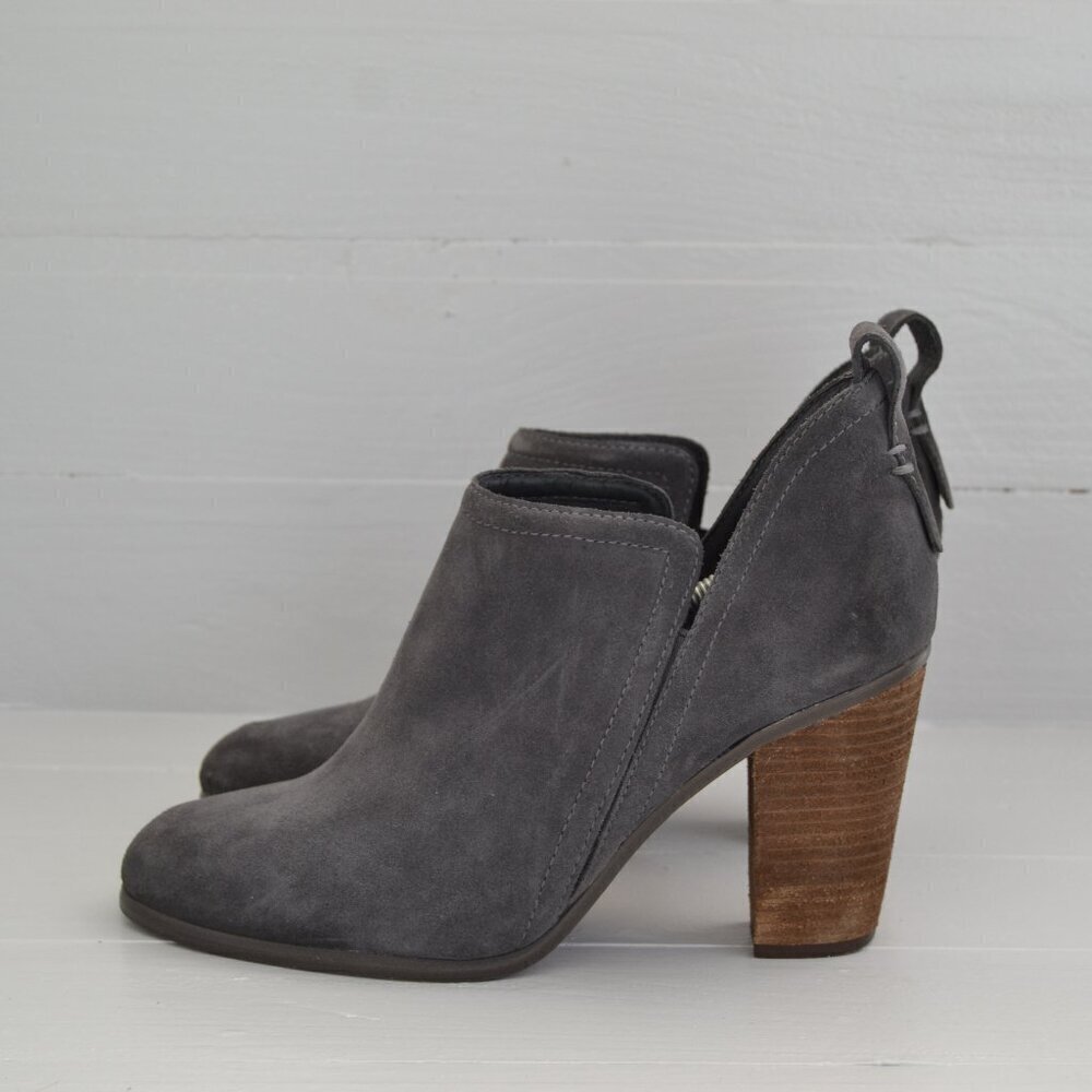 Vince Camuto Gray Ankle Heeled Boots Women's 10 M Fall Shoes Booties